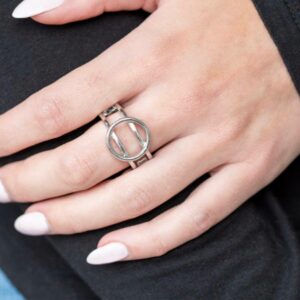 City Center Chic Silver Ring